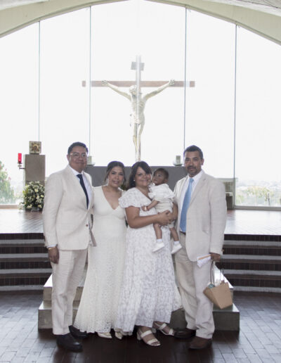 fotografos-cuernavaca-estudio-fotografico-sesiones-bautizos-parroquia-san felipe de jesus-2